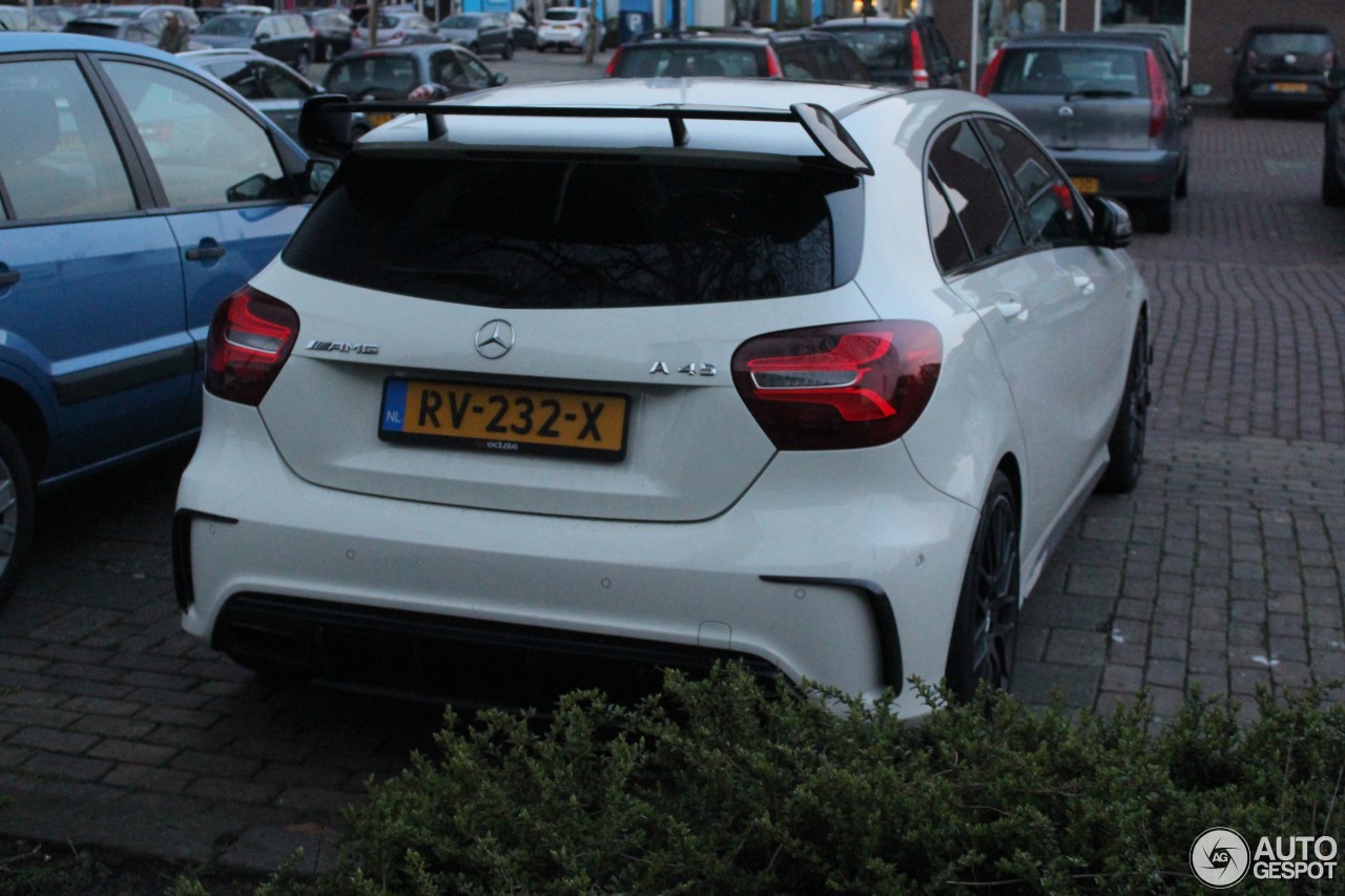 Mercedes-AMG A 45 W176 2015