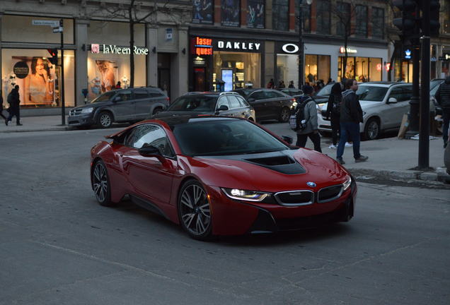 BMW i8 Protonic Red Edition