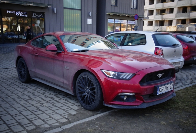 Ford Mustang GT 2015