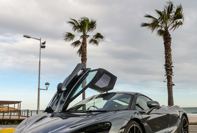 McLaren 720S