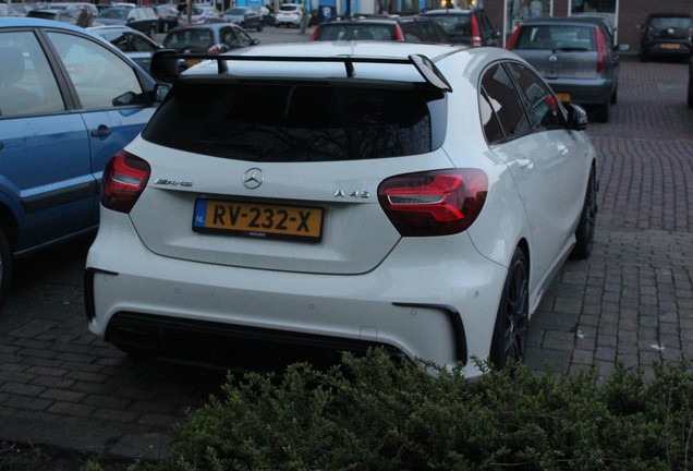 Mercedes-AMG A 45 W176 2015