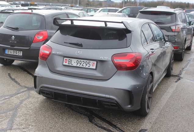 Mercedes-AMG A 45 W176 2015