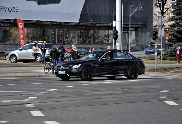 Mercedes-AMG C 63 S W205