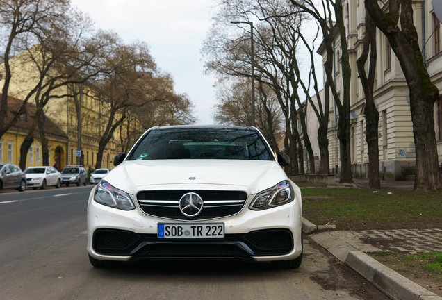 Mercedes-Benz E 63 AMG S W212