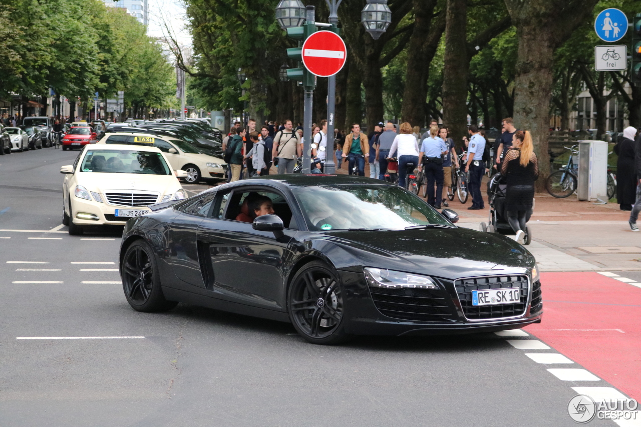 Audi R8