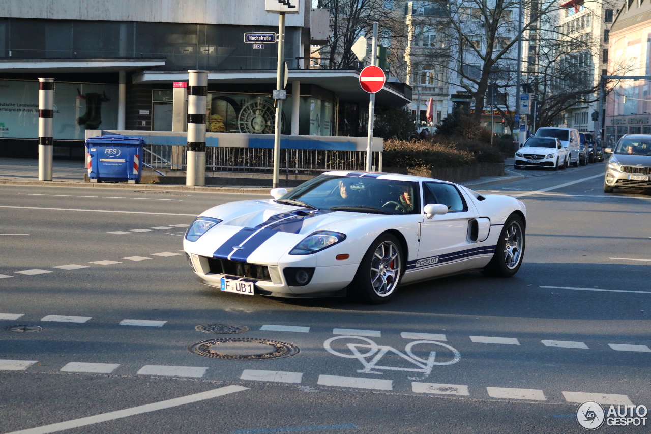 Ford GT