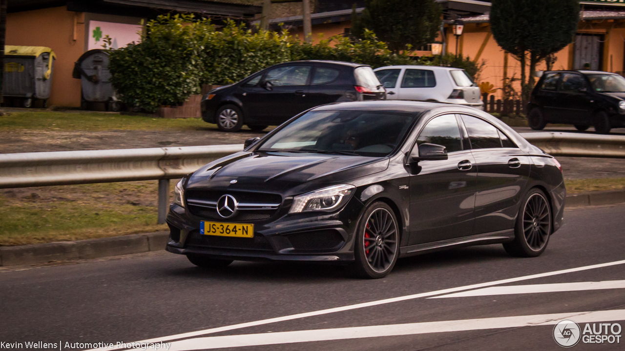 Mercedes-Benz CLA 45 AMG C117