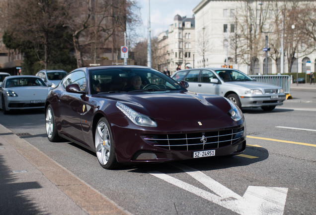 Ferrari FF