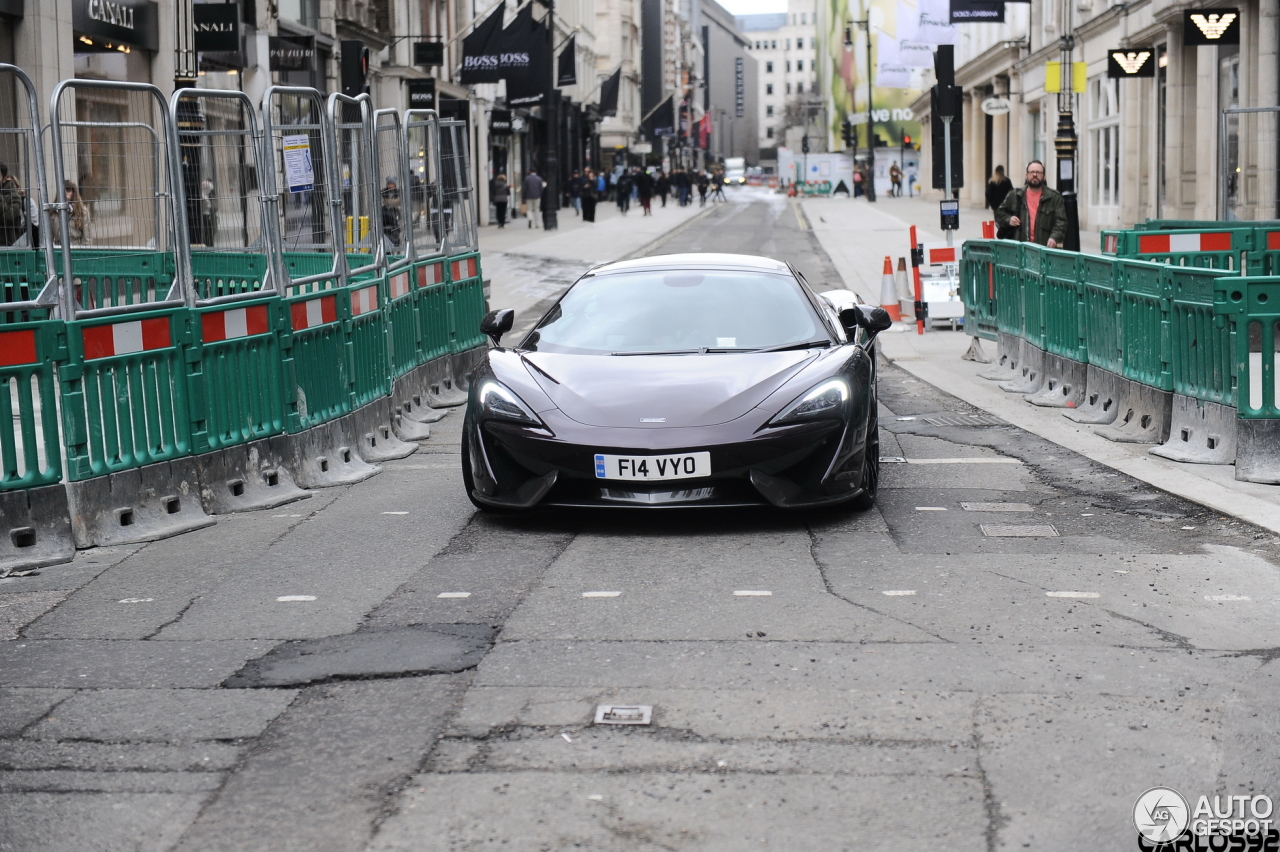 McLaren 570GT