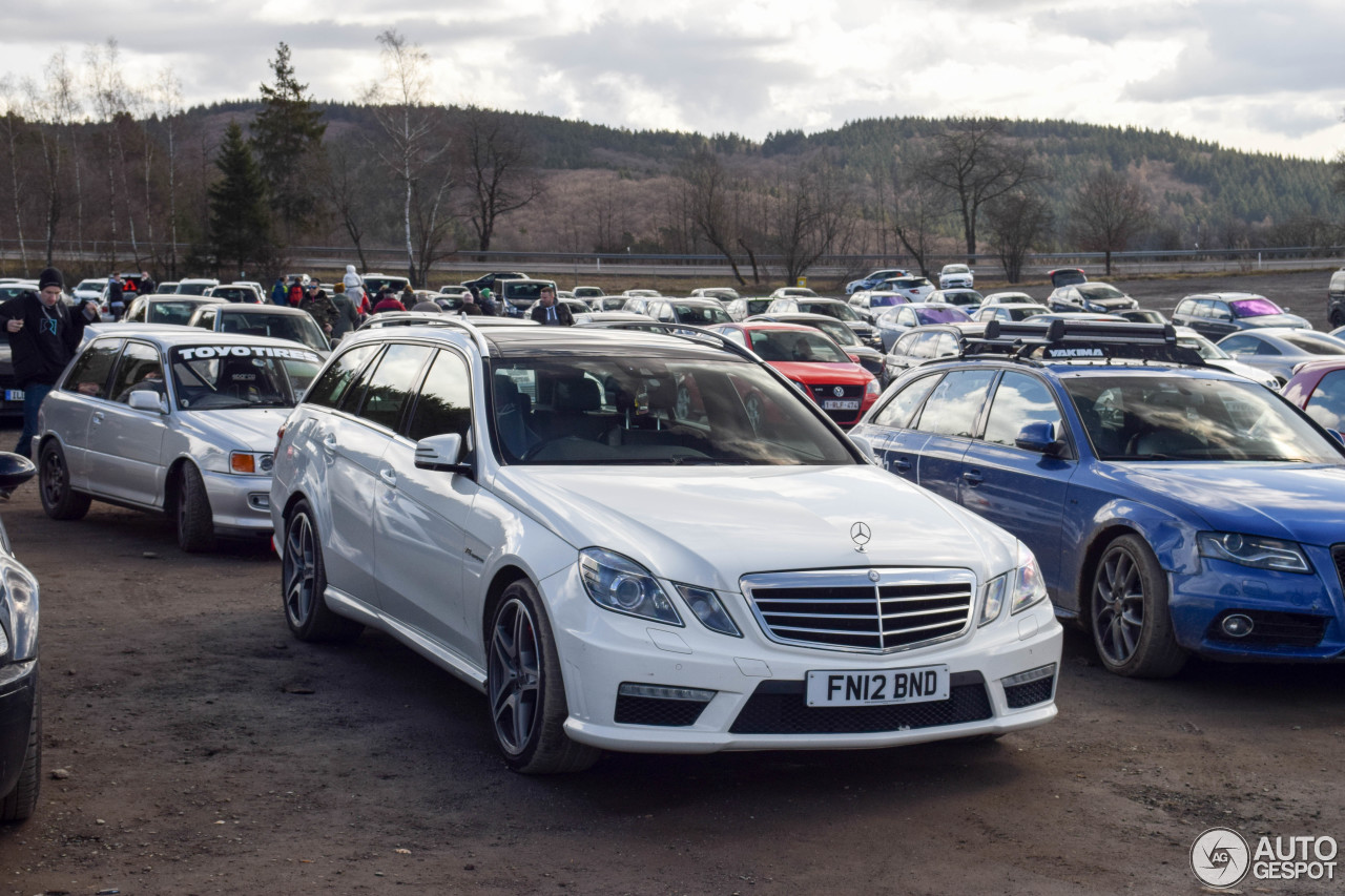 Mercedes-Benz E 63 AMG S212 V8 Biturbo