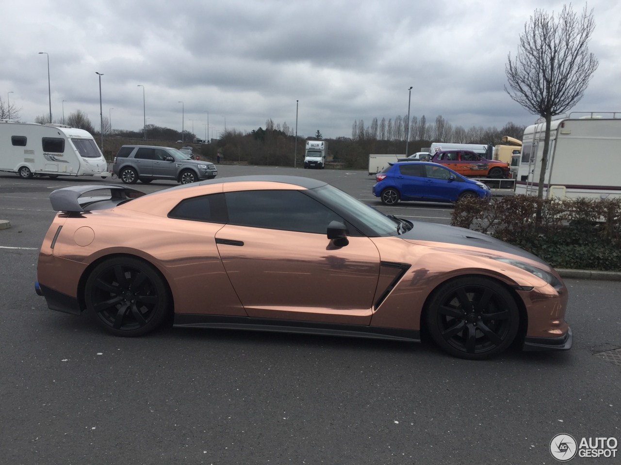 Nissan GT-R