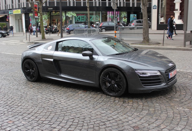 Audi R8 V10 Plus 2013