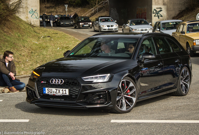 Audi RS4 Avant B9