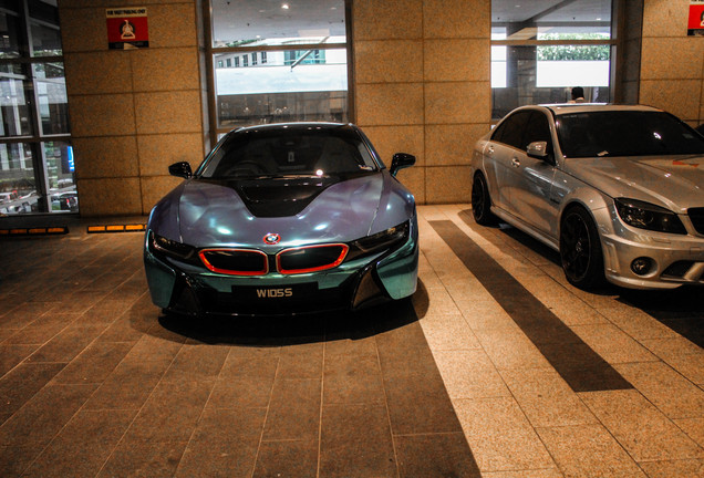 BMW i8