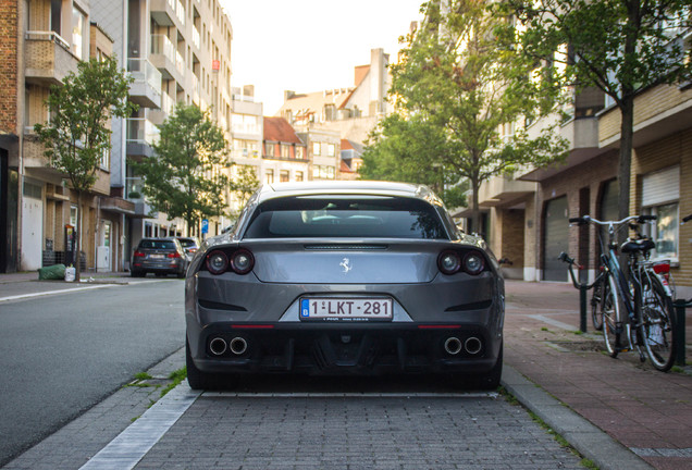 Ferrari GTC4Lusso