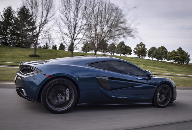 McLaren 570GT