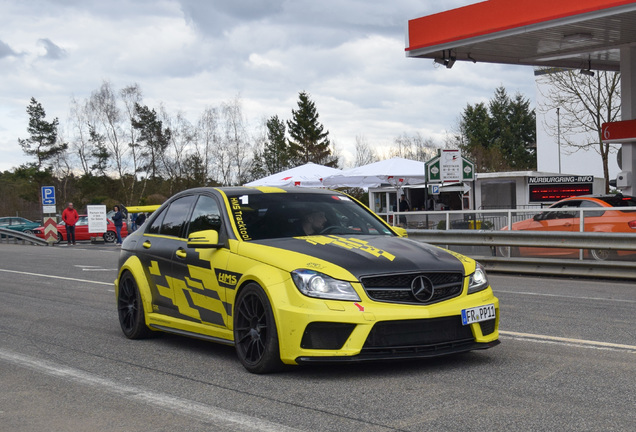 Mercedes-Benz C 63 AMG HMS RS 700