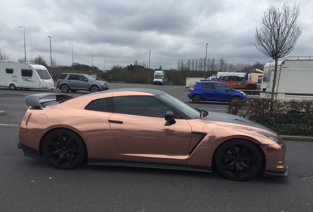 Nissan GT-R