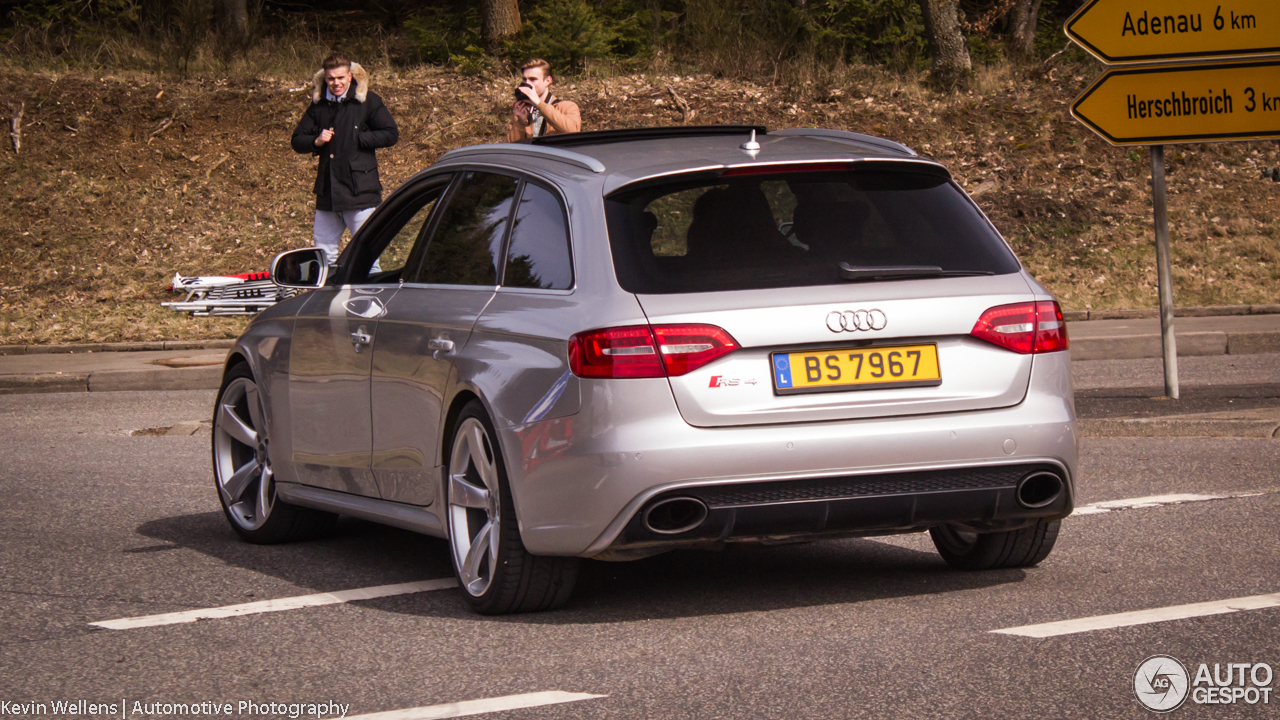 Audi RS4 Avant B8