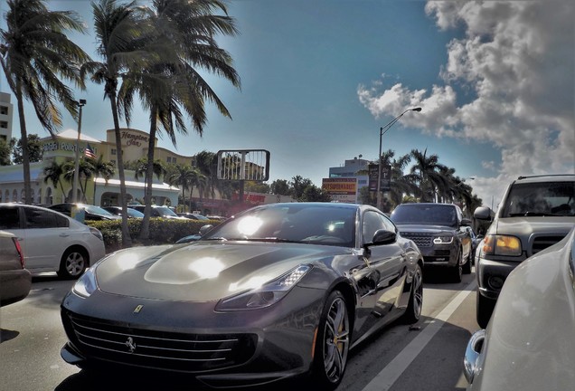 Ferrari GTC4Lusso