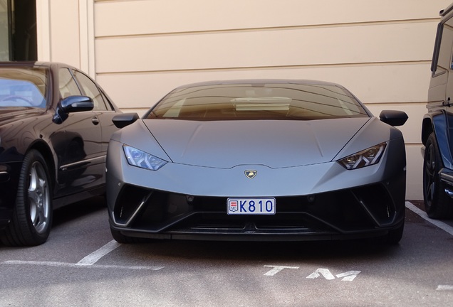 Lamborghini Huracán LP640-4 Performante