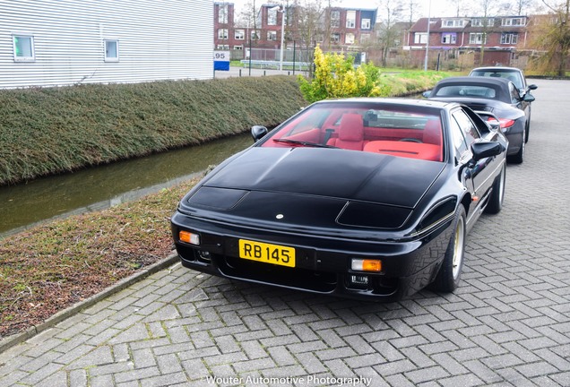 Lotus Esprit SE