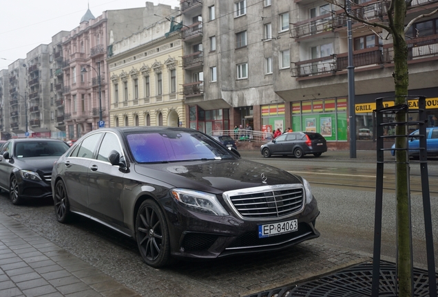 Mercedes-Benz S 63 AMG V222