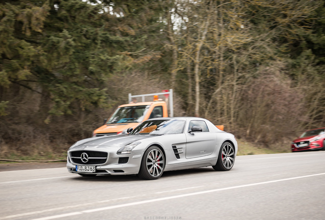 Mercedes-Benz SLS AMG GT