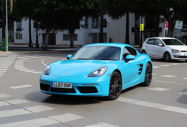 Porsche 718 Cayman S