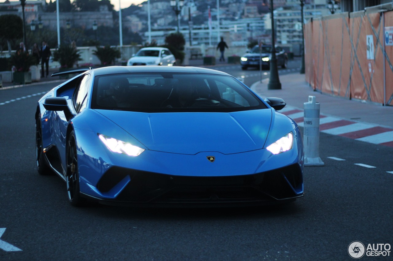 Lamborghini Huracán LP640-4 Performante