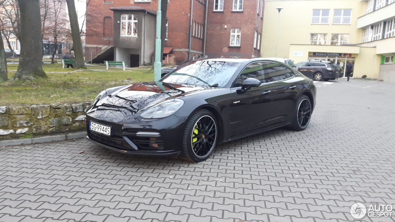 Porsche 971 Panamera Turbo S E-Hybrid