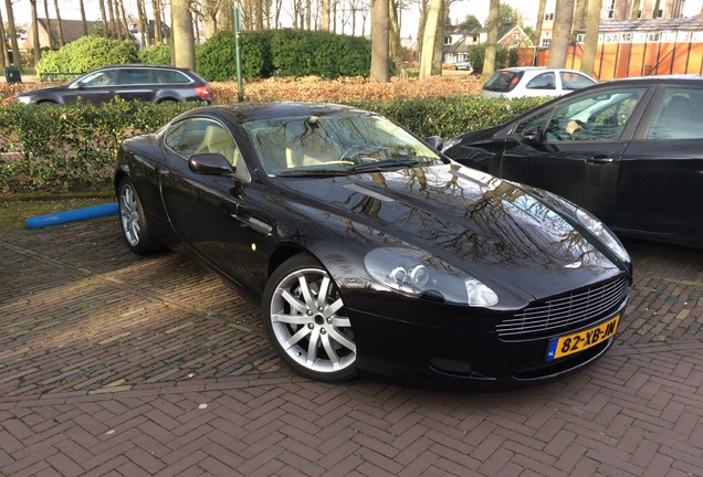 Aston Martin DB9