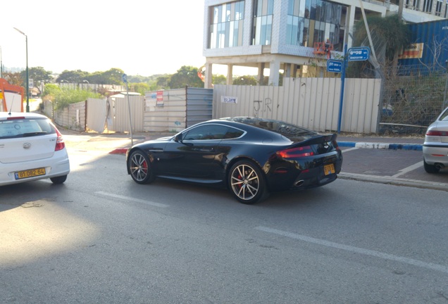 Aston Martin V8 Vantage 2012