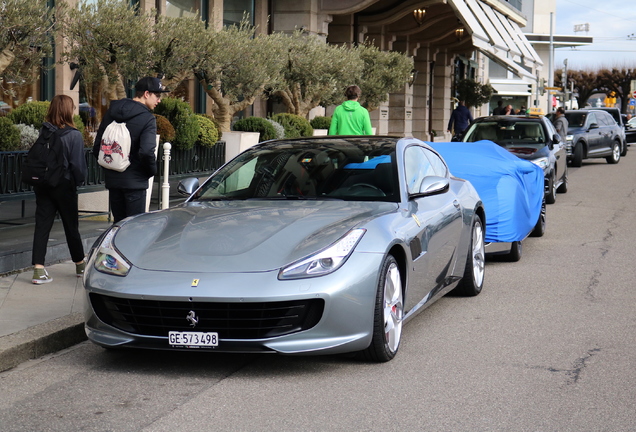 Ferrari GTC4Lusso T