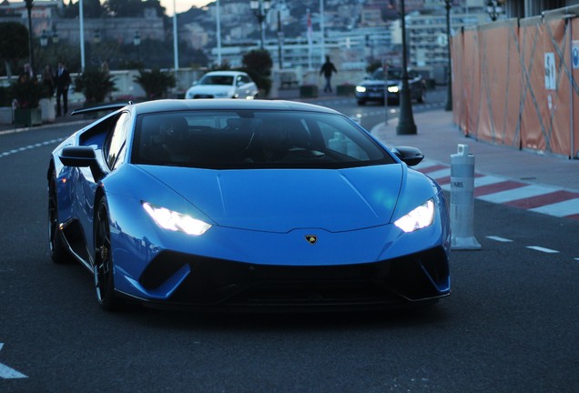 Lamborghini Huracán LP640-4 Performante