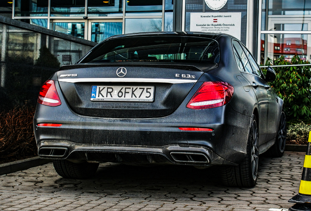 Mercedes-AMG E 63 S W213 Edition 1