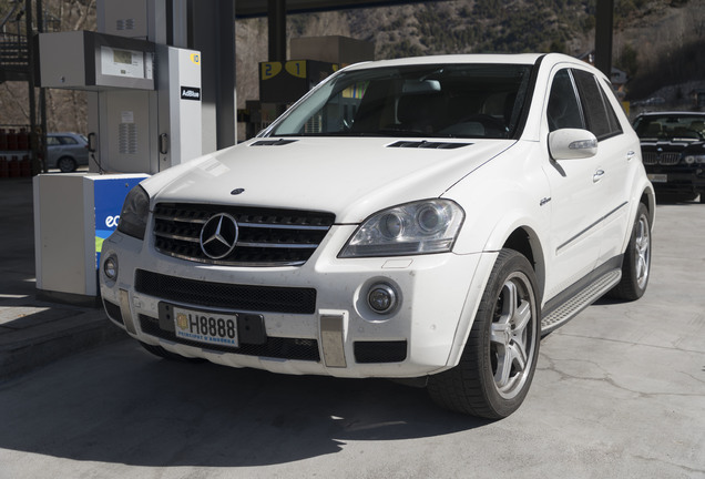 Mercedes-Benz ML 63 AMG W164