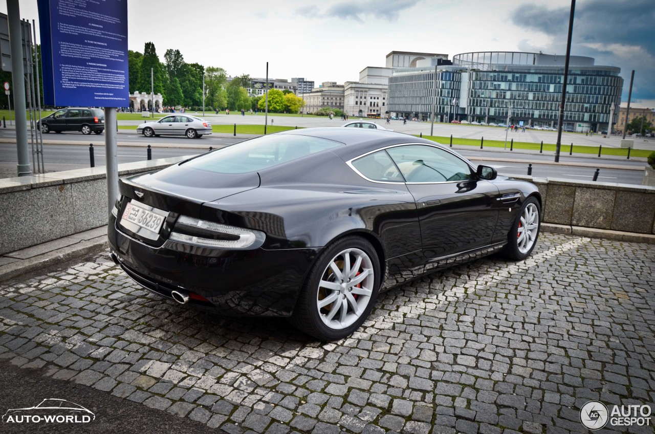 Aston Martin DB9