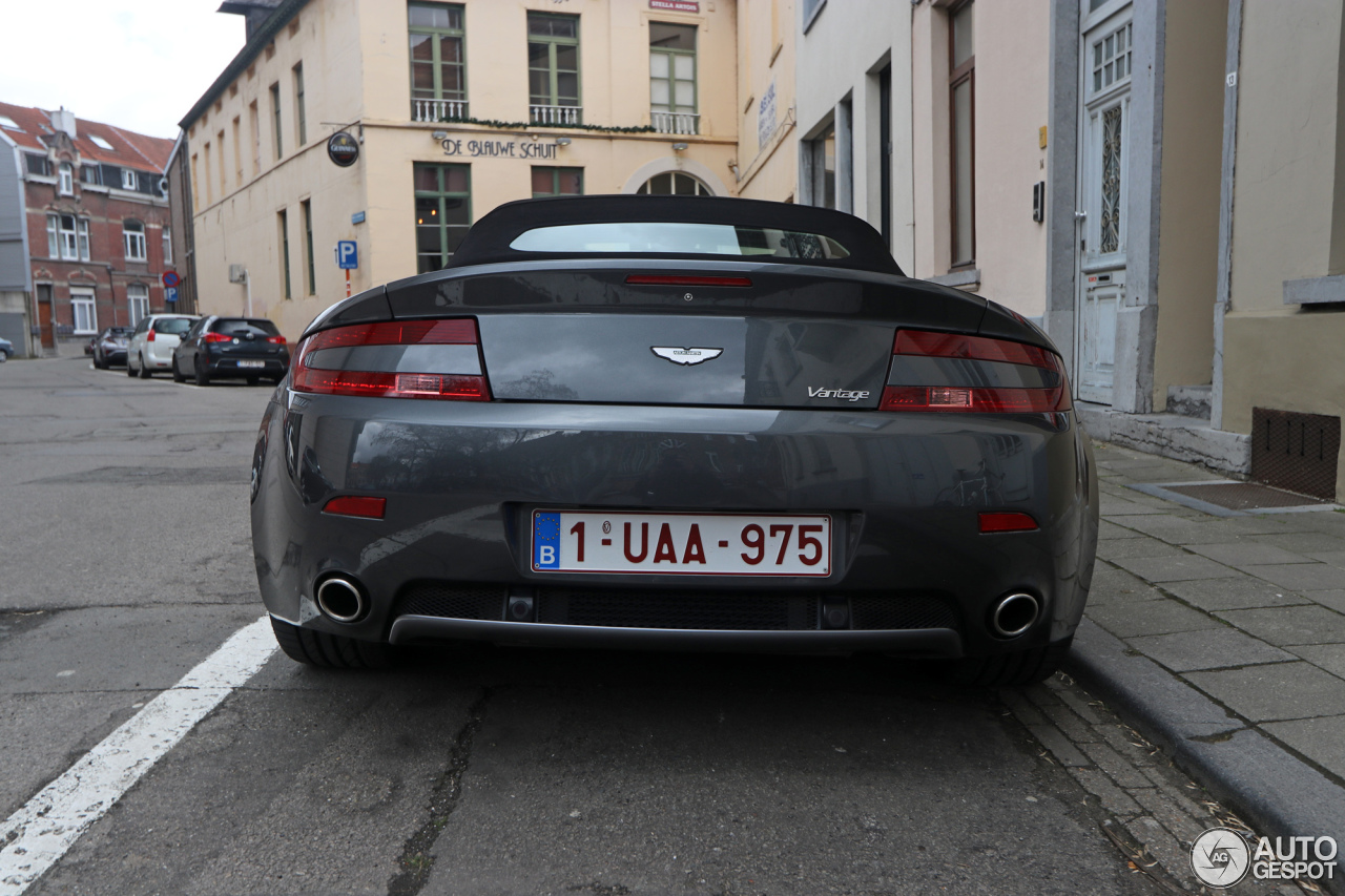 Aston Martin V8 Vantage Roadster