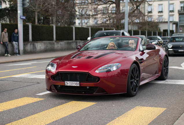 Aston Martin V12 Vantage S Roadster