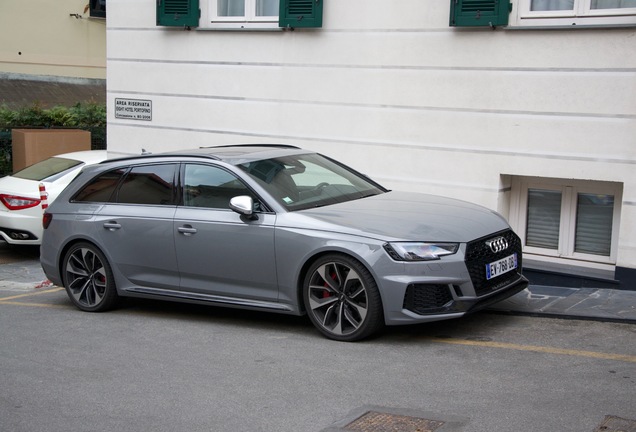 Audi RS4 Avant B9