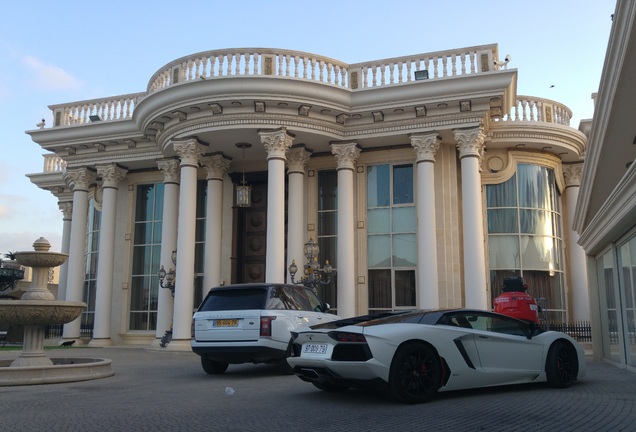 Lamborghini Aventador LP700-4 Pirelli Edition