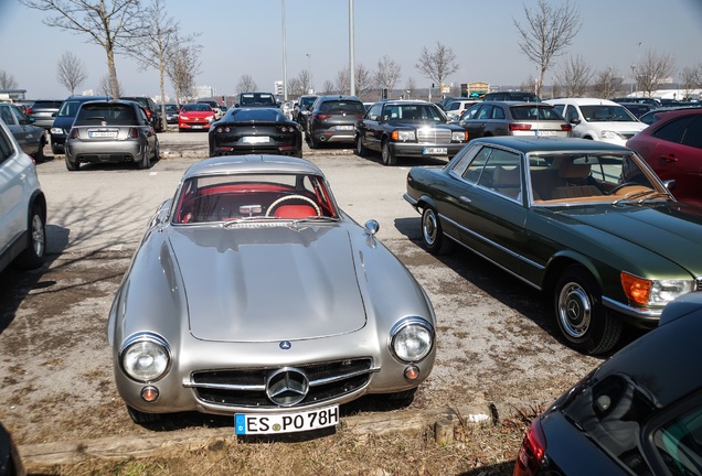 Mercedes-Benz 300SL Gullwing