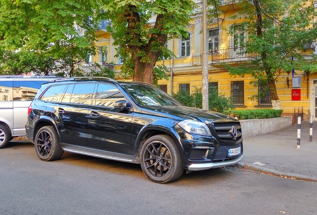 Mercedes-Benz GL 63 AMG X166