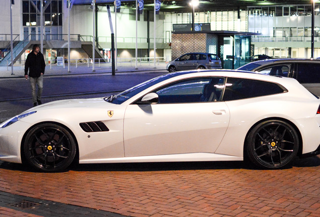 Ferrari GTC4Lusso