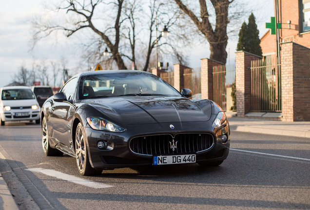 Maserati GranTurismo S Automatic