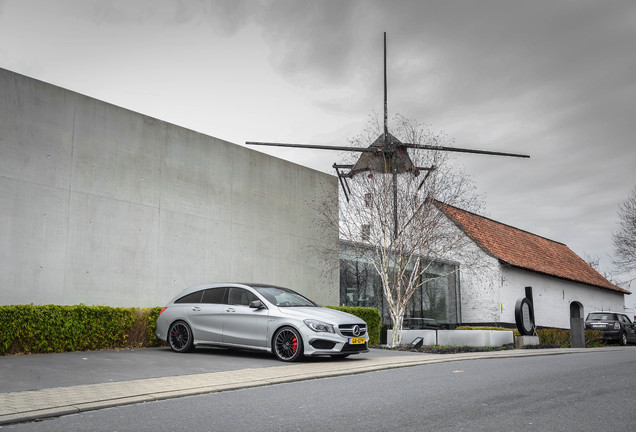 Mercedes-Benz CLA 45 AMG Shooting Brake