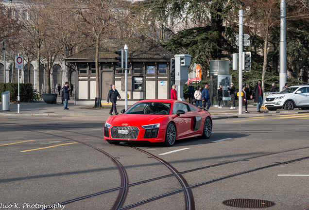 Audi R8 V10 Plus 2015