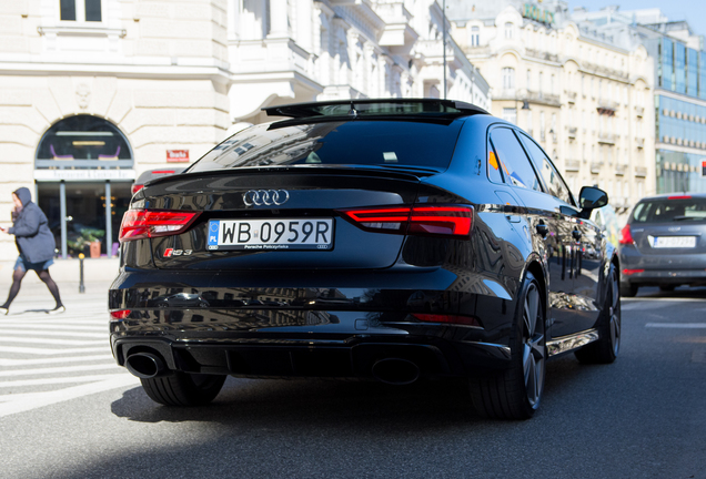 AUDI RS3 Sedan 8V