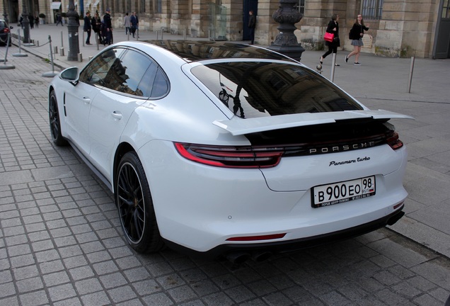 Porsche 971 Panamera Turbo